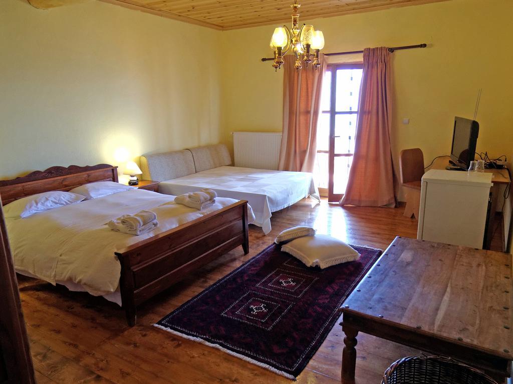 Nimbus Guesthouse Sidhirokhórion Oda fotoğraf